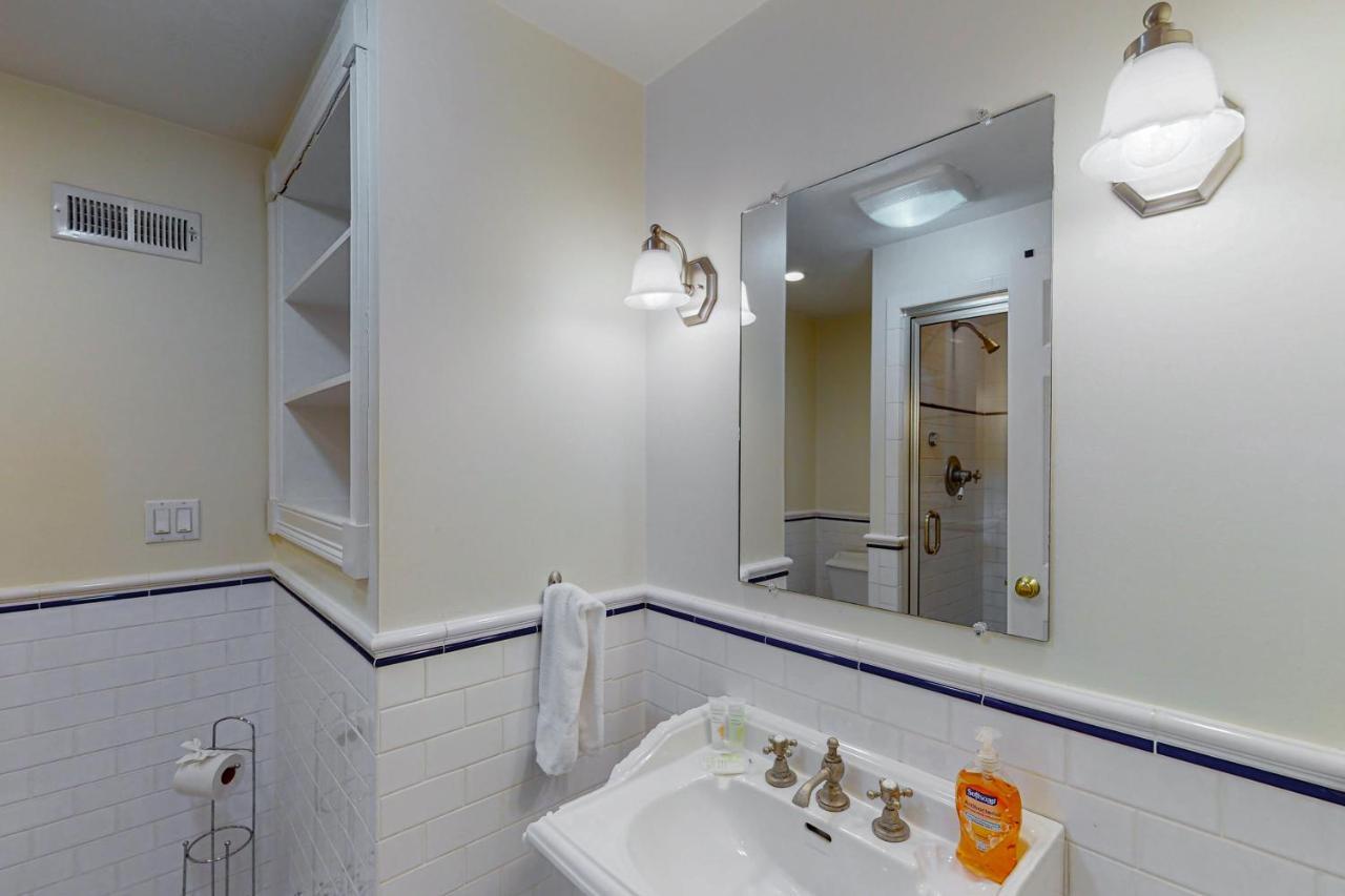 Cotuit Mannor Vila Exterior foto